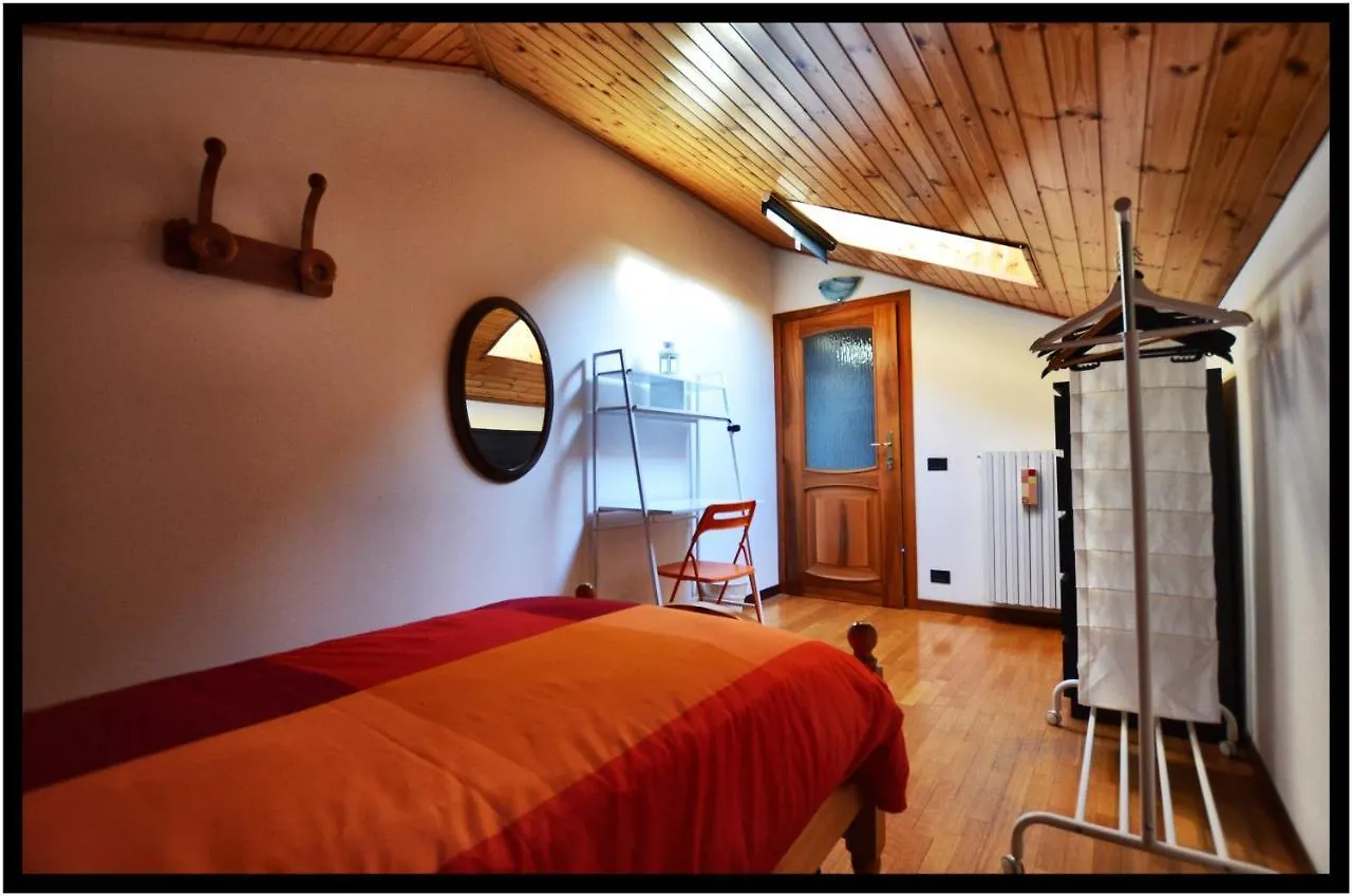 Waobab - We Are One B&B Alzano Lombardo Bed & Breakfast